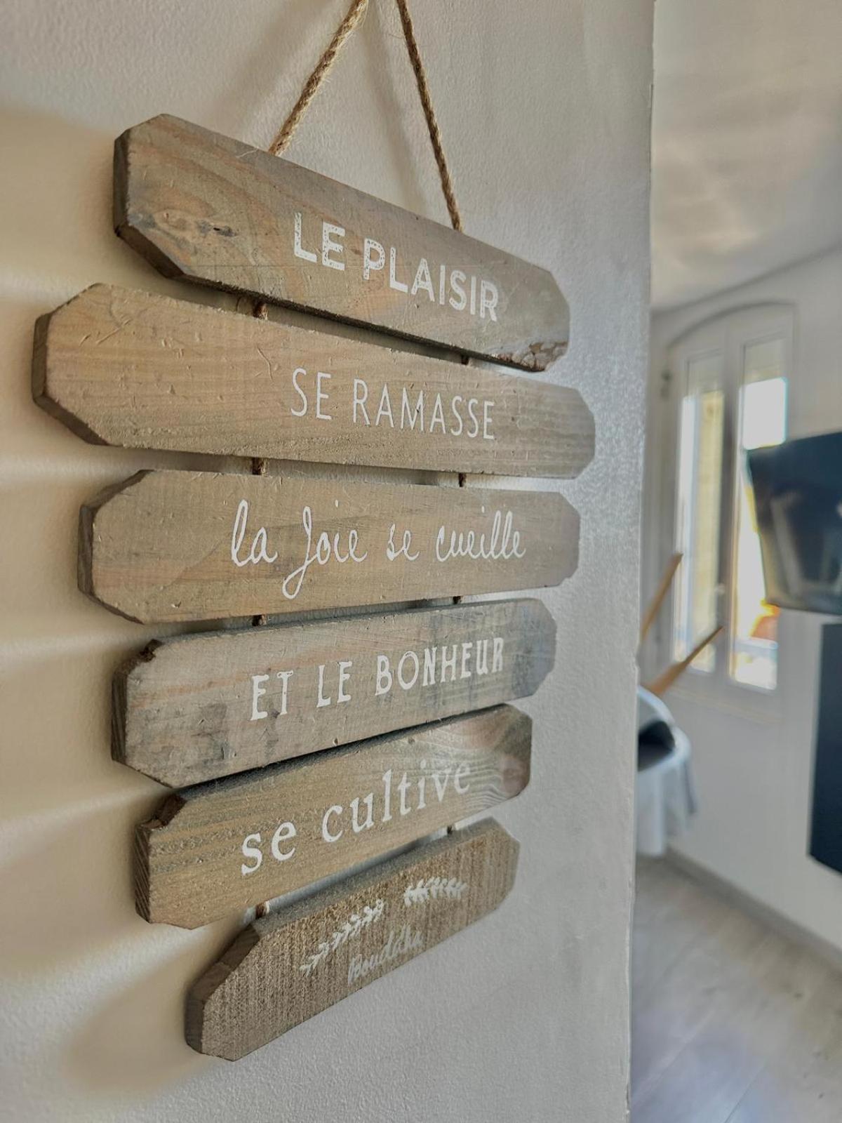 Appartement Pres Du Port Centre Et Plage - Vue Mer 库尔瑟勒·苏尔·梅尔 外观 照片